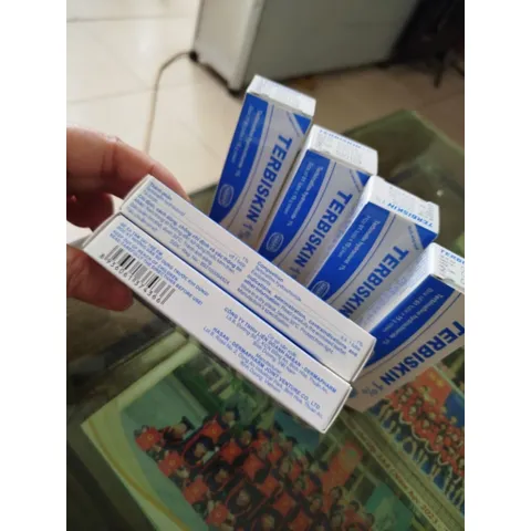 Kem bôi da TerBiskin 1% tub 15g dùng cho Da bị nấm ,lang ben , hắc lào,nấm toàn thân