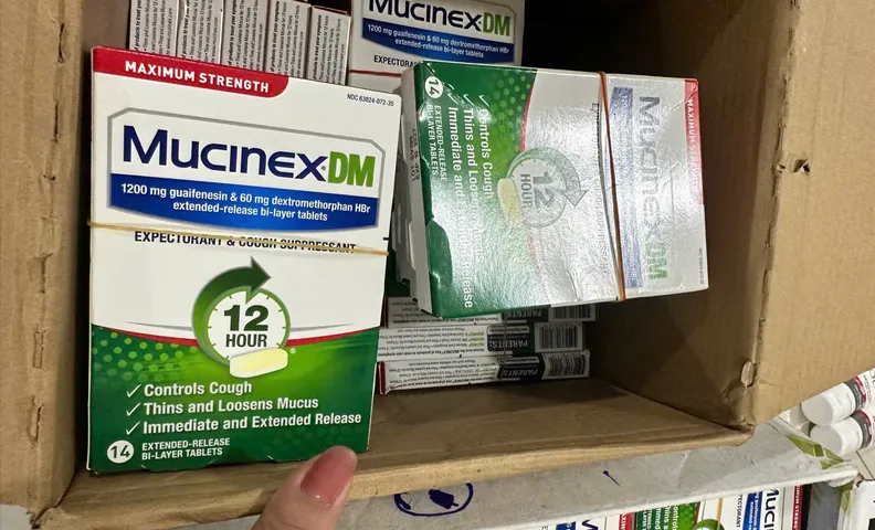 Vên uống giảm ho,long đờm ,Mucinex DM Maximum Strength 14 viên Hỗ trợ giảm nhanh ho và long đờm.