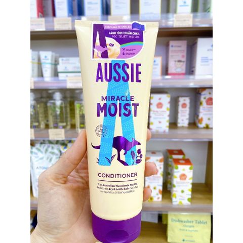 Dầu xả Aussie giúp dưỡng ẩm làm mềm mượt tóc khô xơ, giúp tóc bồng bềnh Miracle Shampoo Moist 300ml 647673