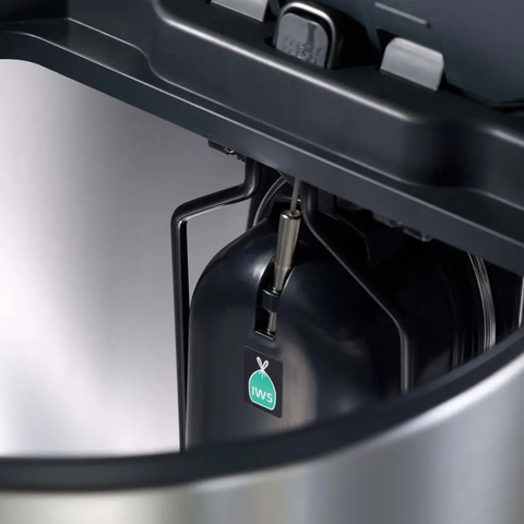 Thùng rác đạp chân Joseph Joseph Arc™ 30L Easy-push Pedal Bin 30149 màu đen mờ