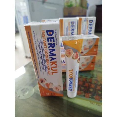 Kem bôi DerMaKul tub 15g làm mát dịu da do côn trùng,kiến ba khoang đốt,kháng khuẩn,khô da ,da kích ứng mần đỏ