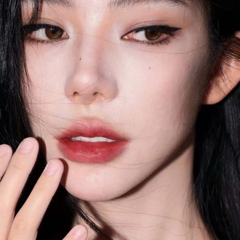 (Màu 390 Đỏ Đất) Son Dior Rossetti Lip Rouge Dior On Stage Slim Lipstick 390 Redwood Star Chính Hãng