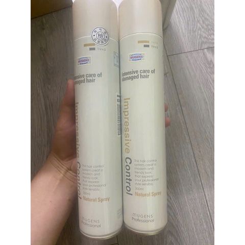 Gôm xịt tóc mềm Hàn Quốc Mugens Natura spayr 300ml