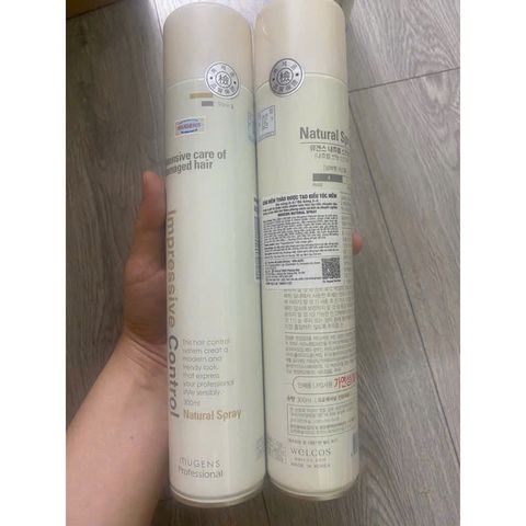 Gôm xịt tóc mềm Hàn Quốc Mugens Natura spayr 300ml