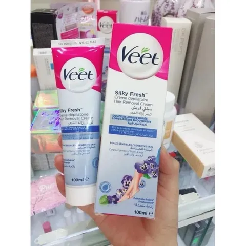 Kem Tẩy Lông Veet Silk & Fresh Nhẹ Dịu An Toàn Loại Bỏ Lông Mịn Màng Tức Thì