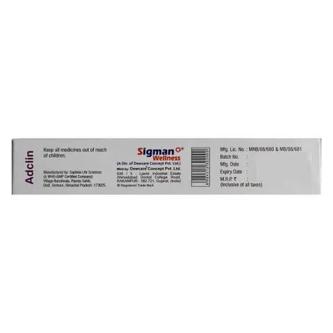 Kem dưỡng ẩm Adclin maxclinic Gel cho da mụn trứng cá, mụn ẩn dung tích 15gram