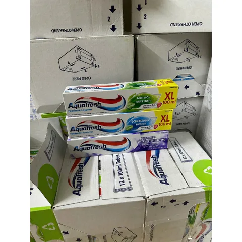Kem Đánh Răng Aquafresh của Nga giúp Đánh Bay Mảng Bám Dưỡng Nướu Chắc Khỏe Hơi Thở Thơm Mát