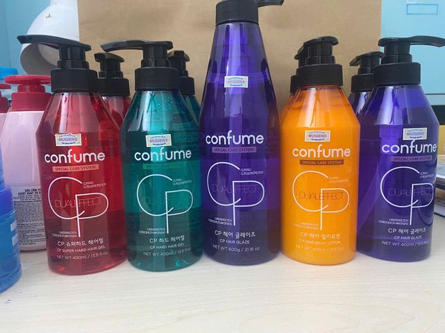 Xả khô( sữa dưỡng) tạo kiểu tóc mềm Confume Haiir Miky Lotion