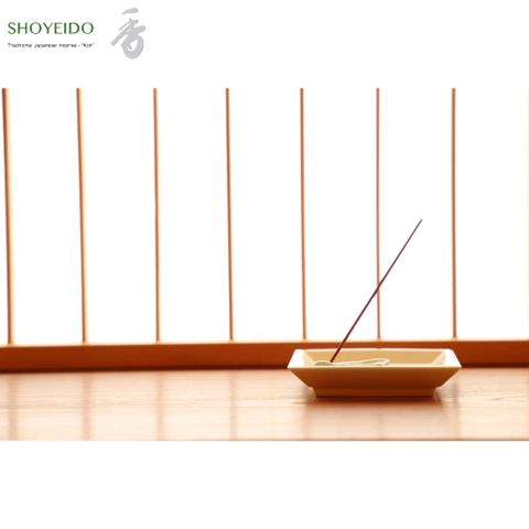 Hương đàn hương Nokiba - Tặng đế cắm hương