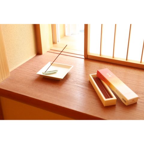 Combo 3 hộp Hương hàng ngày Daily Incense (loại 30 gram) TẶNG ĐẾ GỐM
