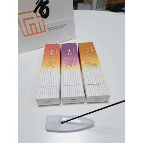 Combo 3 hộp Hương hàng ngày Daily Incense (loại 30 gram) TẶNG ĐẾ GỐM