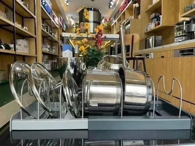 Khay đựng nồi, chảo, vung Joseph Joseph 85167