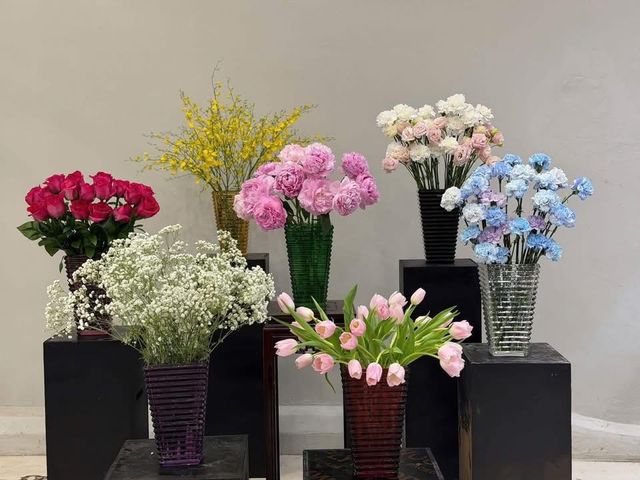 Lọ hoa tháp kim cương Irris 28cm