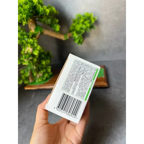 Nhuộm tóc Garnier Nutrisse màu 4.15 iced chestnut hàng Úc