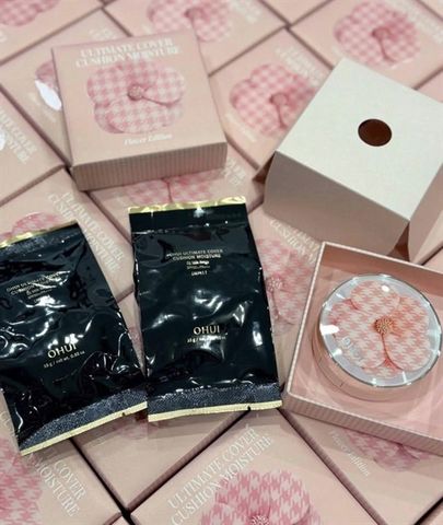 Set Phấn Nước OHUI Ultimate Cover Cushion Flower Edition Kèm 2 Lõi Che Phủ Tốt
