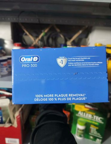 Bàn Chải Điện Oral-B Pro 500 - Công Nghệ Làm Sạch 2D Action, 2 Chế Độ Làm Sạch Sâu & Răng Nhạy Cảm 657073