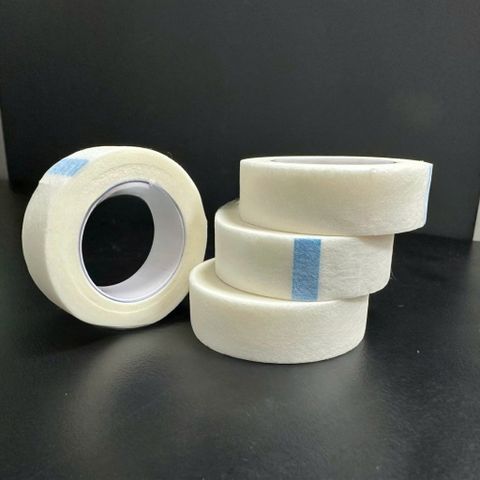 Hộp 24 cuộn Băng keo giấy Greetmed 1.25cmx10yds dùng cố định băng gạc kim truyền