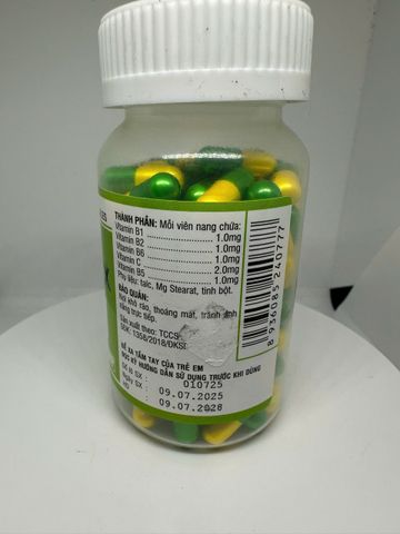 Vitamin B complex C ( sử dụng cho người hoặc gà)