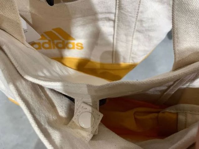 Túi Tote Canvas Adidas IK4840 39x21x18cm Đựng Đồ Thời Trang