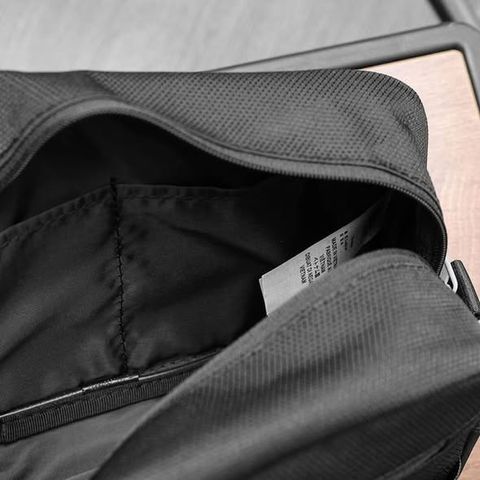 Túi Pouch Adidas HR6915 25x15x12cm Đựng Phụ Kiện Gọn Nhẹ