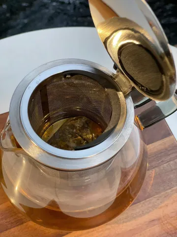 Bình Nước Kèm Lõi Lọc Trà KELA