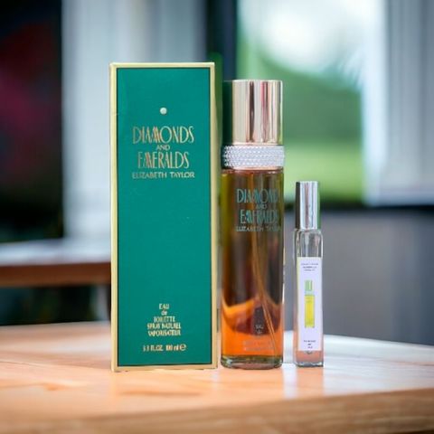 Nước hoa nữ Elizabeth Taylor Diamonds & Emeralds chiết 10ml - Nước hoa chính hãng.