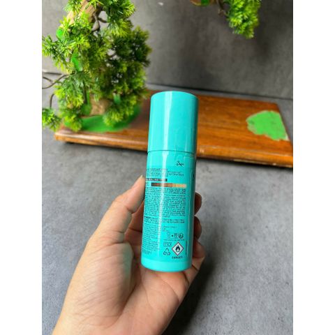 Xịt phủ bạc tạm thời cho tóc L'Oréal Paris Magic Retouch màu Cool Brown 659475