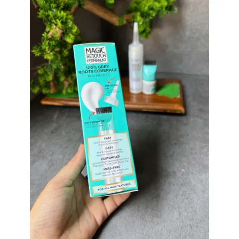 Nhuộm tóc che phủ tóc bạc L'Oréal Paris Magic Retouch Permanent màu 2 Soft Black 659479