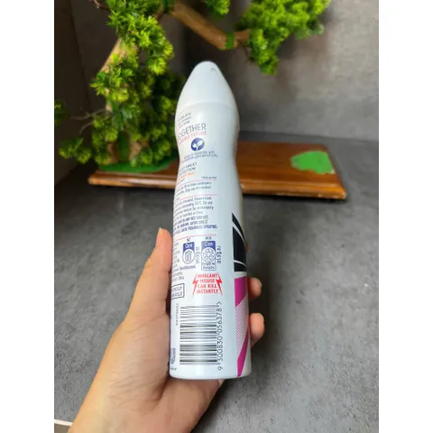 Xịt khử mùi Rexona Women Advanced Antiperspirant Aerosol Invisible Dry Pure 220ml 659498
