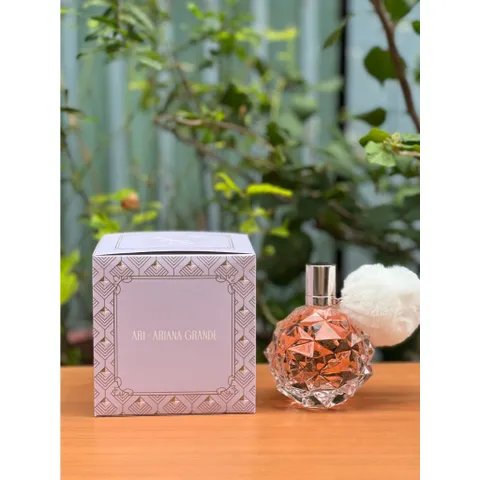 Nước hoa nữ Ariana Grande Ari 100ml 659521