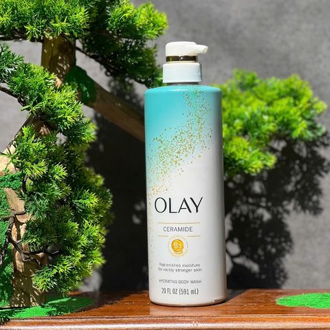 Sữa tắm Olay Cleansing & Strengthening Body Wash with Ceramide and Vitamin B3 Complex 659545