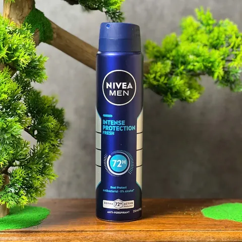 Xịt khử mùi NIVEA MEN Intense Protection Fresh Anti-Perspirant 250ml.