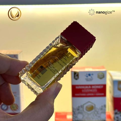 Dầu gió tinh dầu Nhân Sâm Mỹ Nanogize Longevity Special Essential Oil American Ginseng 21ml