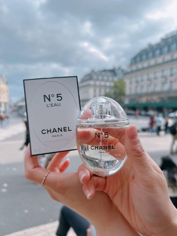 Đ&aacute;nh gi&aacute; từ kh&aacute;ch h&agrave;ng về nước hoa Chanel N5 L'eau