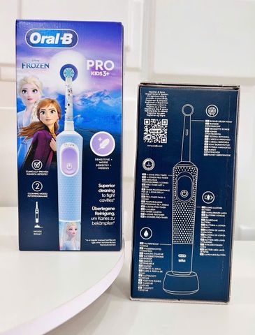 Bàn Chải Điện Oral-B Cho Trẻ Em - Nhập Khẩu Đức, Thiết Kế Cute, Khuyến Khích Chăm Sóc Răng Miệng Vui Vẻ, Dành Cho Bé Trai & Bé Gái
