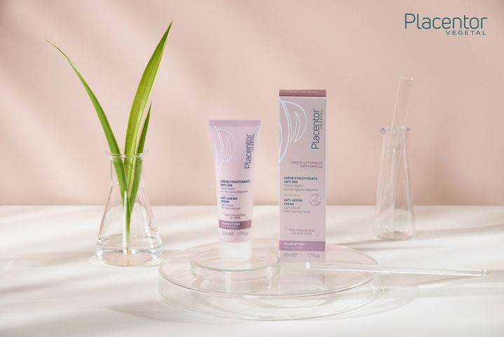 Kem Dưỡng Giúp Giảm Nếp Nhăn Placentor Vegetal Creme Structurante Anti-Age Texture Legere Anti-Ageing Cream Light Texture (Da dầu/ hỗn hợp)