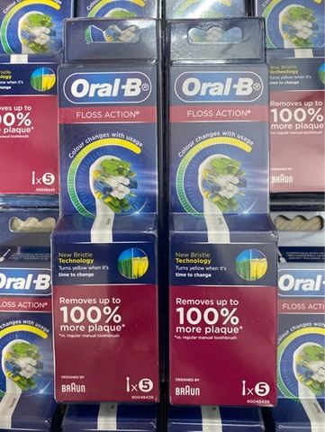 Set nhiều đầu bàn chải điện Oral-B  – làm sạch răng hiệu quả