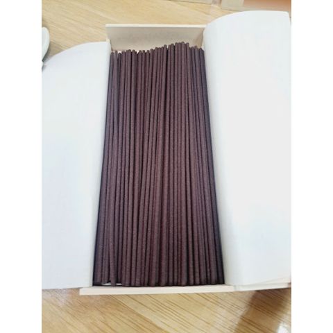 [Nhật Bản] Nhang Thơm Ít Khói Madoka M - Hương Gỗ Đàn Hương & Quế Dịu Nhẹ - Hộp Giấy Tái Chế Bảo Vệ Môi Trường