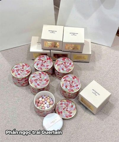 Phấn phủ Guerlain Meteorites Pearls sáng da