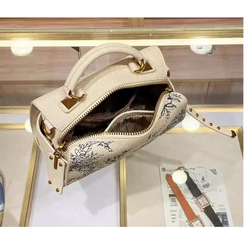 Túi xách nữ BANEVANF. thiết kế túi hộp họa tiết 8D, Màu kem bag xanh, Sang trọng