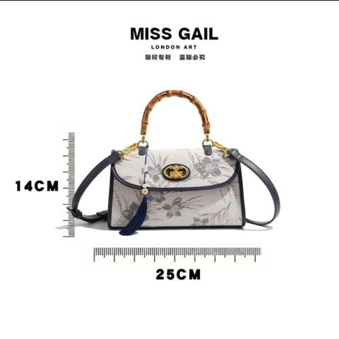 (Hàng V.I.P LIMITED) - Túi xách nữ phiên bản giới hạn MISS GAIL quai gỗ thêu
