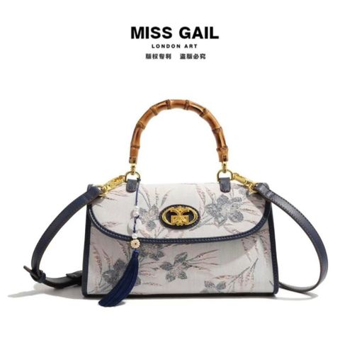 (Hàng V.I.P LIMITED) - Túi xách nữ phiên bản giới hạn MISS GAIL quai gỗ thêu