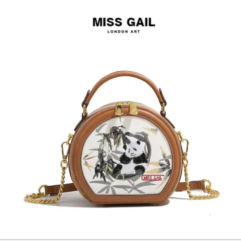 (Hàng V.I.P LIMITED) - Túi xách tròn MISS GAIL thêu gấu trúc phong cách đặc biệt phiên bản giới hạn
