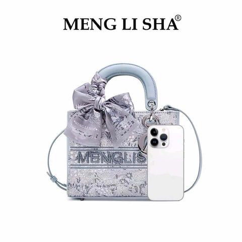 (Hàng V.I.P LIMITED - KHÔNG HỘP HÃNG) - Túi xách Nữ MENGLISHA Dáng Cốp Vuông Kèm Khăn Lụa Sang Trọng. Dễ phối đồ.