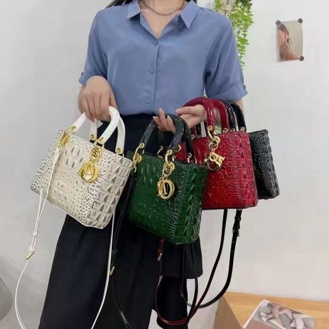 (HÀNG CAO CẤP) (Túi Xách Nữ Da Cá Sấu QC) - D.R Cao Cấp Size 22, Túi đeo chéo Da Cá Sấu Sang trọng
