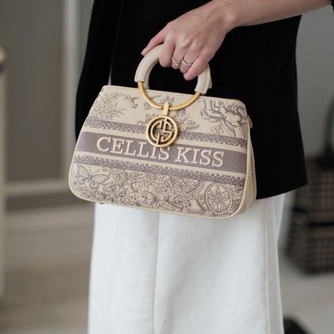 (Hàng V.I.P LIMITED - NO BOX) - Túi xách Nữ CELLIS KISS Thêu tay Quai Kiềng Kem sang trọng, thời thượng