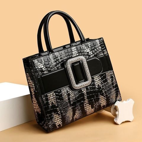 (LUXURY) - Túi xách CÔNG SỞ thiết kế thời trang Họa tiết cá sấu, dung tích lớn có khóa Size 28