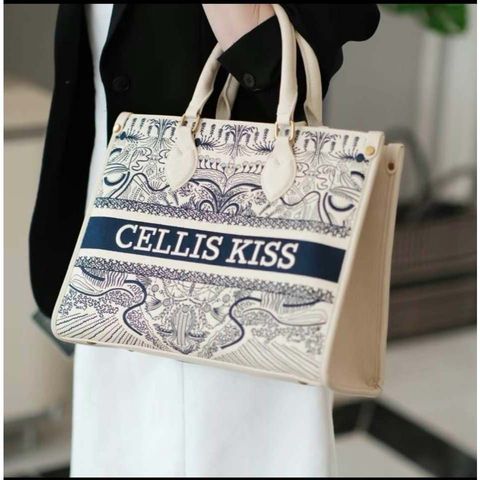 (Hàng V.I.P LIMITED - NO BOX) - Túi xách Tote Nữ CELLIS KISS sức chứa lớn họa tiết thêu thời thượng, đẳng cấp, màu xanh