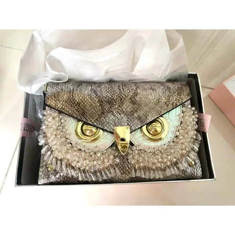 (Hàng VIP ORDER - LIMITED - TẶNG HỘP) - Siêu Dễ Thương Túi Mới Cú Mặt Túi Tinh Tế Kim Cương Giả Nhiều Màu Sắc Tua Rua