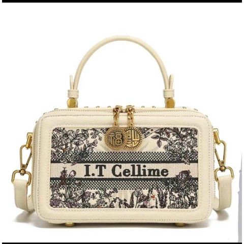 (Hàng V.I.P LIMITED - FULLBOX HÃNG) - Túi xách nữ I.T CELLIME dáng cốp nhỏ, Màu kem phối bag, Sang trọng